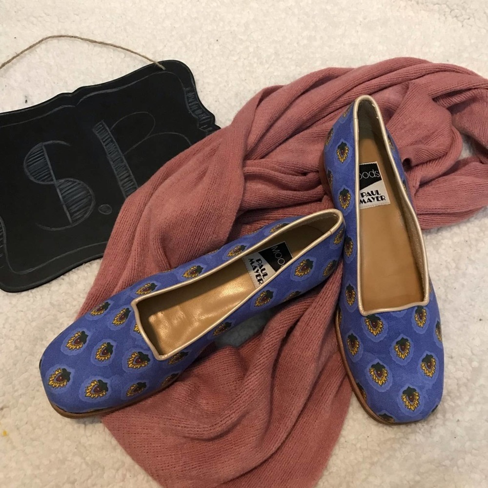 Paul Mayer moods flats size 9.5